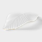 Блюдо для фруктов Доляна «Лист», 35.5×20×5 см, золотое с белым - Фото 3