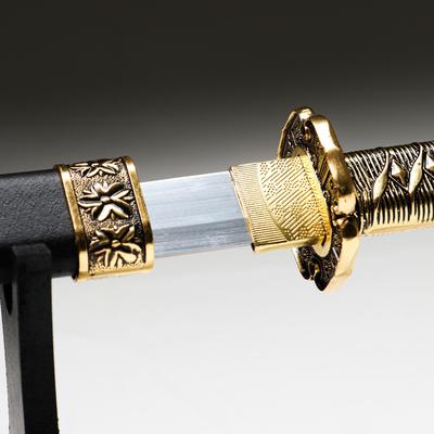 Макет оружия «Сувенирная катана на подставке. Горы», бронзовая отделка