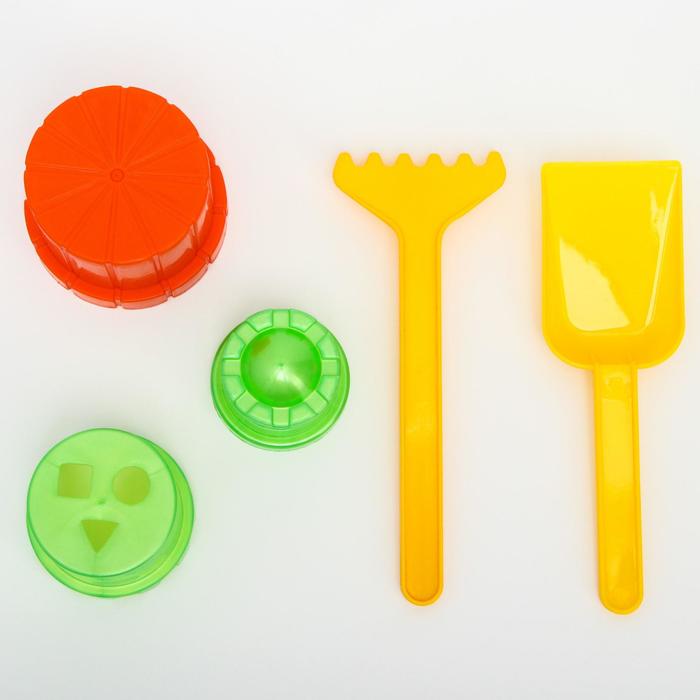 Песочный набор СМЕШАРИКИ "Друзья": ведерко 1 л, грабли, совок, 3 формочки, в рюкзаке 49957