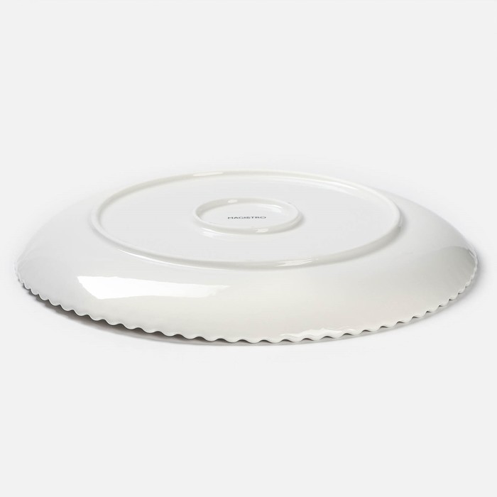 Тарелка фарфоровая обеденная Magistro «Лакомка», d=30 см, цвет белый - фото 1927703271