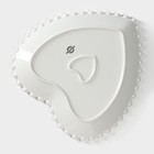 Тарелка фарфоровая Magistro «Сердце», d=30 см, цвет белый - Фото 4