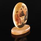 Икона «Святая Троица», овал на поставке с фоном, настольная, селенит - Фото 3