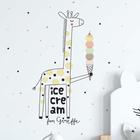 Наклейка пластик интерьерная цветная "Жирафик в горох, с мороженым" 40х60 см - фото 9278891