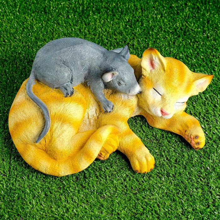Садовая фигура "Кошка с мышкой спят" 30х18см - фото 1907245168