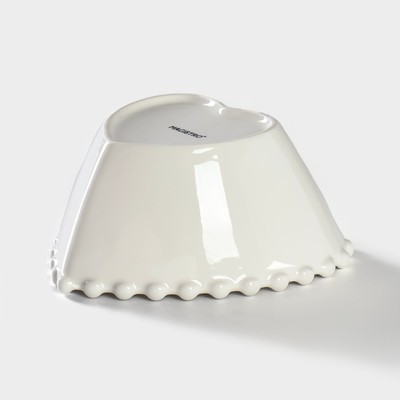 Салатник Magistro «Сердце», 550 мл, d=15.5 см, фарфор, белый