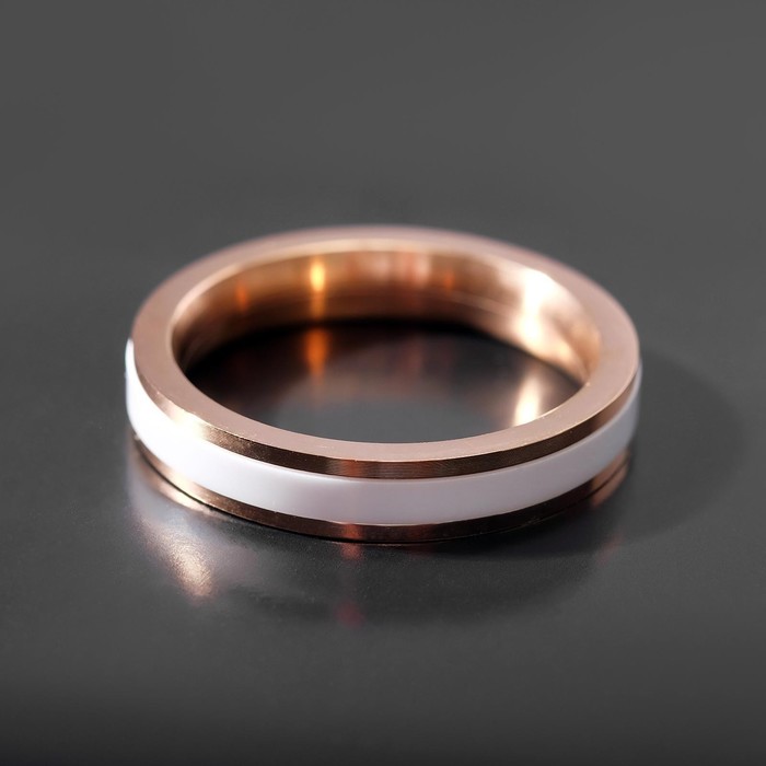 Кольцо керамика «Тонкая линия», белое в золоте, 18 размер - Фото 1