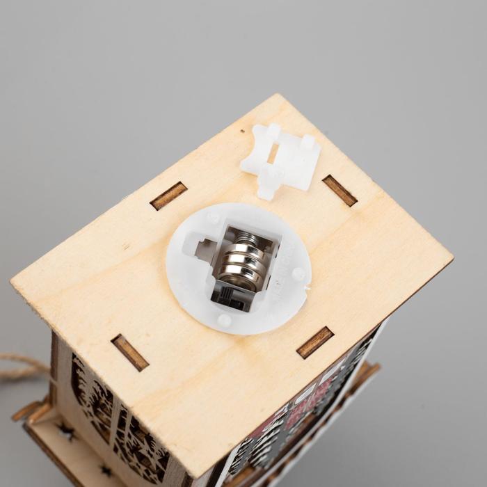 Ёлочная игрушка «Домик с Дедом Морозом и машиной», от батареек, свечение тёплое белое - фото 1908708595