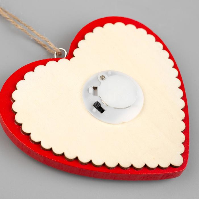 Ёлочная игрушка «Красное сердце со снеговиком», от батареек, свечение тёплое белое - фото 1908708634