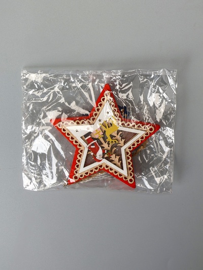 Ёлочная игрушка «Красная звезда с Дедом Морозом», 12×12×1.5 см, от батареек, свечение тёплое белое