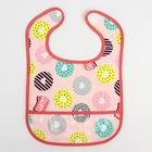 Нагрудник для кормления Крошка Я «Пончики» непромокаемый на липучке, с карманом - Фото 1