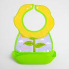 Нагрудник для кормления «Цветочек» непромокаемый на кнопке, с супер-карманом, цвет зелёный - фото 321293270