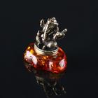 Фигурка «Ганеша», латунь, янтарная смола, 1.7×1.7×1.1 см - Фото 2