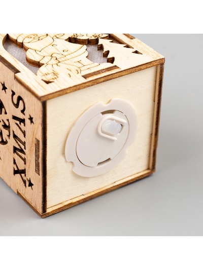 Ёлочная игрушка «Домик с Дедом Морозом с мешком», 8×6.5×6 см, от батареек, свечение тёплое белое