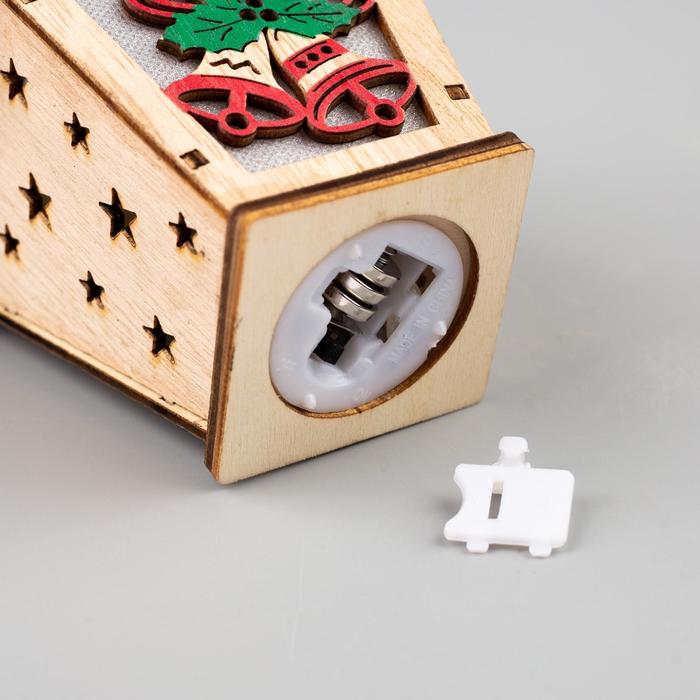 Ёлочная игрушка «Фонарь с колокольчиками», от батареек, свечение тёплое белое - фото 1927713649