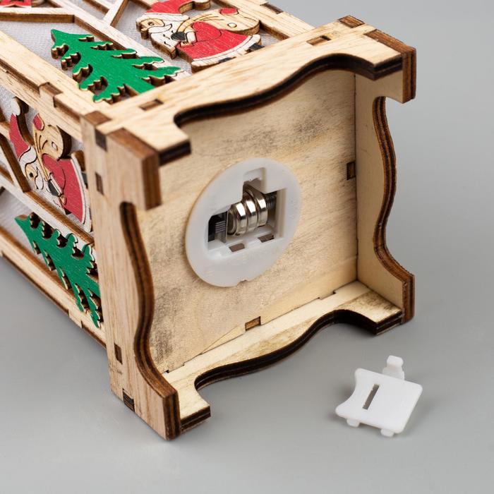 Ёлочная игрушка «Фонарь с Дедом Морозом», от батареек, свечение тёплое белое - фото 1908714040