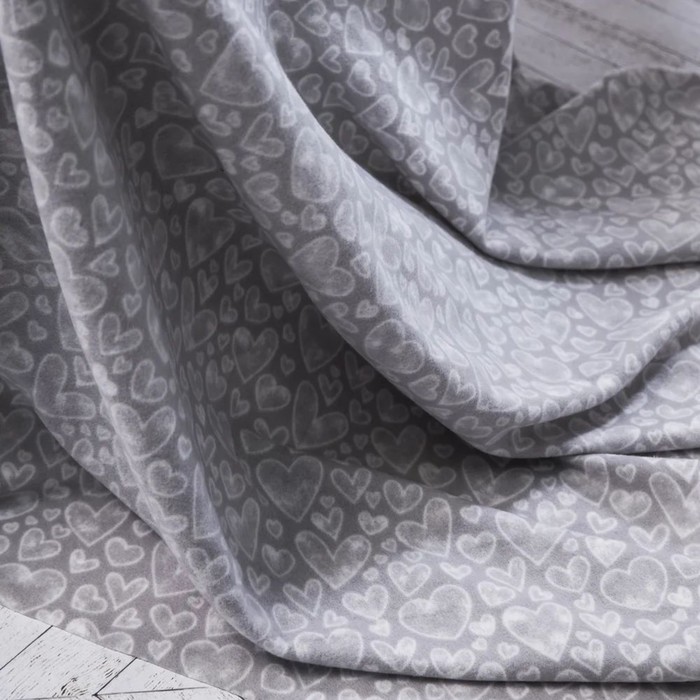 Плед флисовый «Акварельные сердечки», размер 100х118 см, цвет серый - фото 1911579035