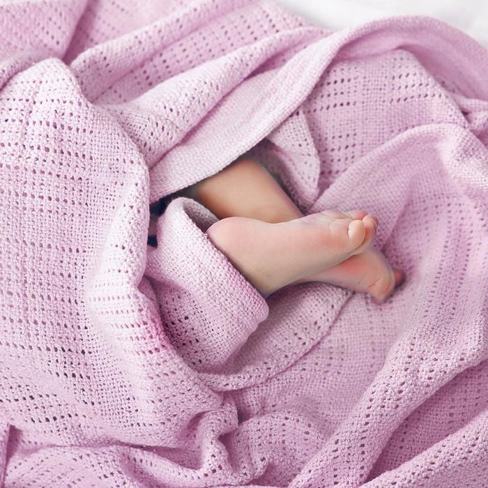 Одеяло вязаное, размер 90х118 см, цвет розовый - Фото 1