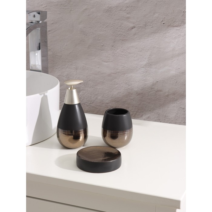 Набор для ванной комнаты Доляна «Клеопатра», 3 предмета (мыльница, дозатор для мыла, стакан), цвет чёрно-золотой - Фото 1