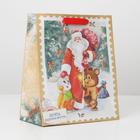Пакет крафтовый вертикальный «Дедушка мороз и зверята», ML 23 × 27 × 11.5 см - Фото 2
