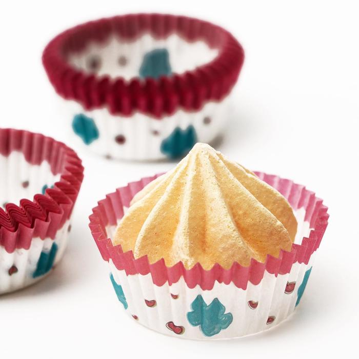 Форма для выпечки кексов бумажная UPAK LAND «Любовь это», 3.5×2 см, одноразовая, белая - Фото 1