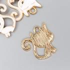 Декор для творчества металл "Белый котик" золото, эмаль 2,1х2 см - фото 24586309