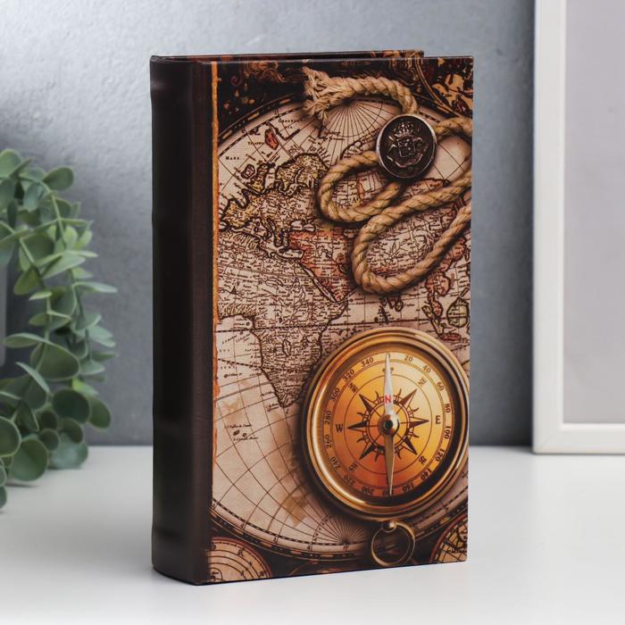 Сейф-книга дерево, кожзам "Старые карты и золотой компас" 21х13х5 см - Фото 1