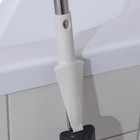 Швабра для мытья пола с распылителем и щёткой, насадка из микрофибры 41×14 см, стальной черенок 120 см, цвет белый - Фото 8