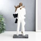 Фигурка полистоун «Влюблённые в белой одежде, с шарфом», под бронзу, 25×9×12 см - Фото 3