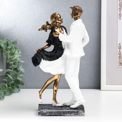 Фигурка полистоун «Влюблённые в белой одежде, с палантином», 25×10×13 см