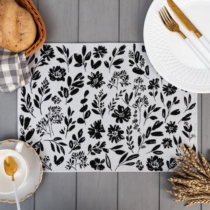 Салфетка на стол «Этель» Flowers black, 30×45 см, 370 г/м², белая - Фото 1