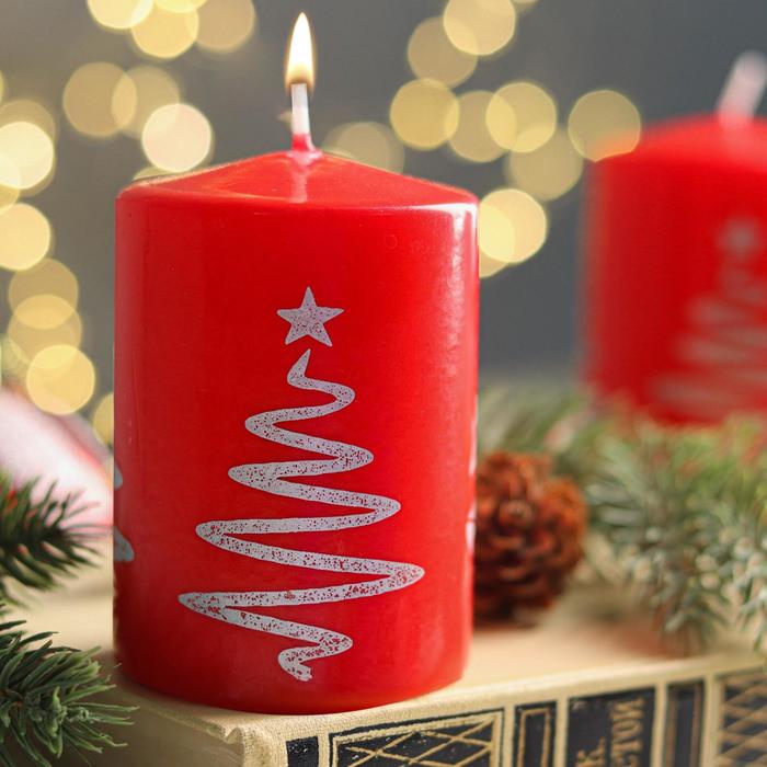 Свеча-цилиндр «Ёлочка», 5.6×8 см, красная с серебром - Фото 1