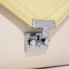 Сумка-мессенджер на клапане, цвет бежевый/жёлтый - фото 21304728