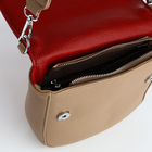 Сумка-мессенджер на клапане, наружный карман, длинный ремень, цвет бежевый/красный - фото 24114751