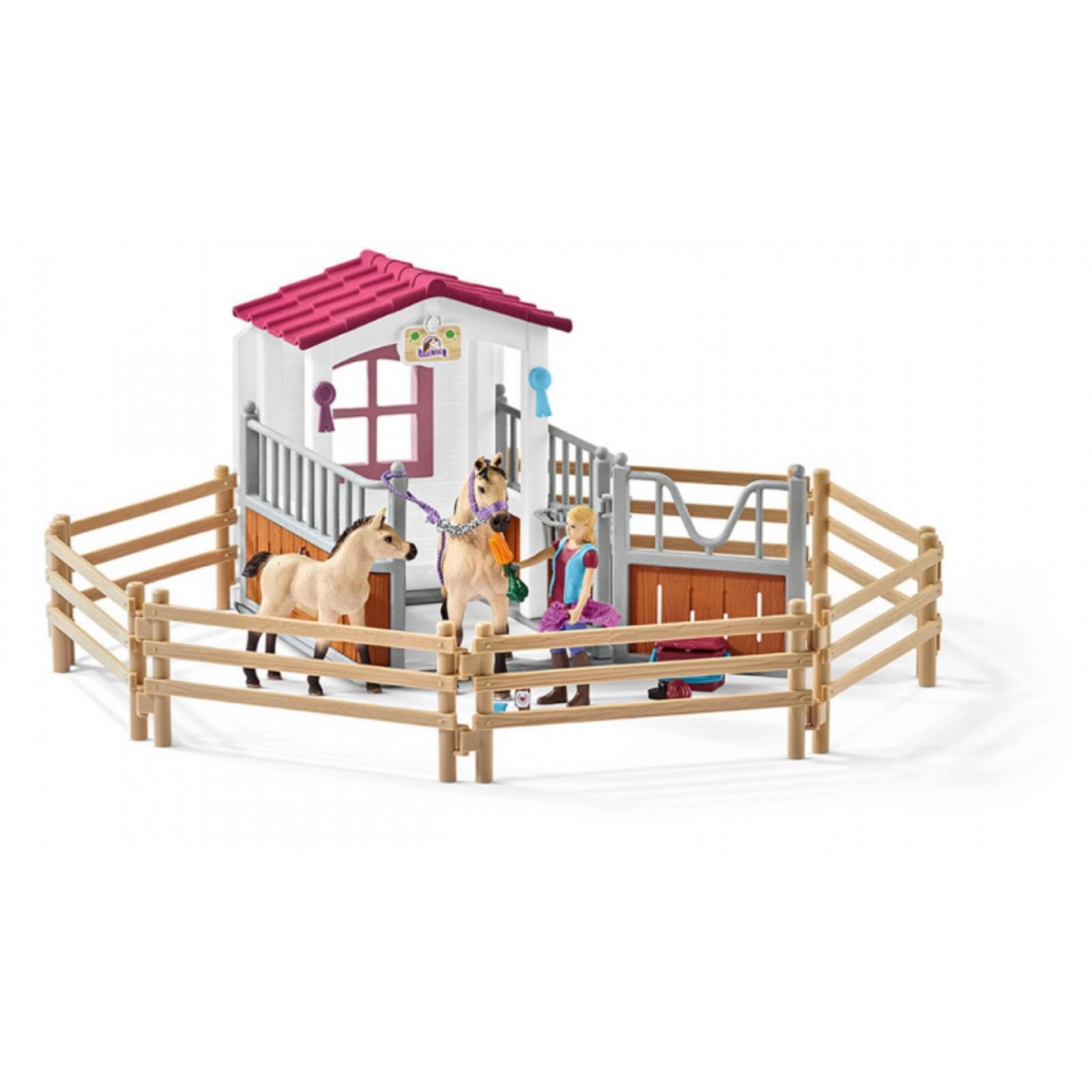 Конюшня лошадей шляйх. Игровой набор schleich стойло с арабской лошадью, жеребенком и конюхом 42369. schleich 42368. игровой набор schleich стойло с лузитанской кобылой 42368. шляйх набор 42369.