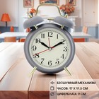 Будильник «Пеннант», с подсветкой, d=9 см, 17×11.5 см, от батарейки АА, серый - Фото 1