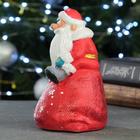 Копилка для денег «Дед Мороз на мешке», полистоун, 12×11×16 см 7114736