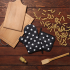 Набор кухонный Stars варежка-прихватка 20х28см, прихватка 17х17см, 35% х/л,65% п/э (комплект 2 шт) - фото 23813773