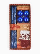 Подарочный набор «Любви в Новом году»: в наборе 2 свечи, 4 шарика, ёлочная игрушка - Фото 3