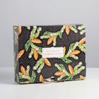 Складная коробка подарочная «Шишки», 31 х 24.5 х 8 см, Новый год  (артикул 6919094)  большой выбор товаров оптом и в розницу по низким ценам с доставкой