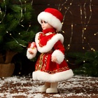 Снегурочка под ёлку «Зимнее волшебство. В пышной шубке», 30 см, красный - Фото 4