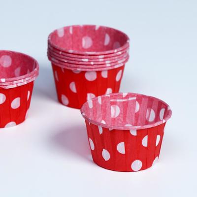 Форма бумажная "Маффин", красный в белый горох, 5 х 4 см