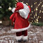 Дед Мороз "В красной полосатой шубе, с подарками" 16х30 см - фото 3862333