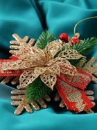 Ёлочная игрушка «Зимнее волшебство. Звезда с цветком и еловыми веточками», 15×13 см, золото 6938893