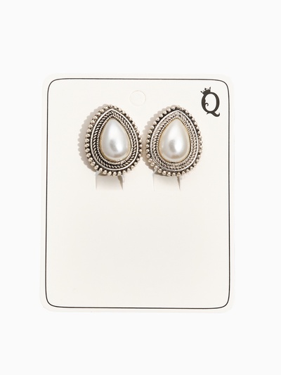 Клипсы «Грейс», капля в огранке, белая в чернёном серебре