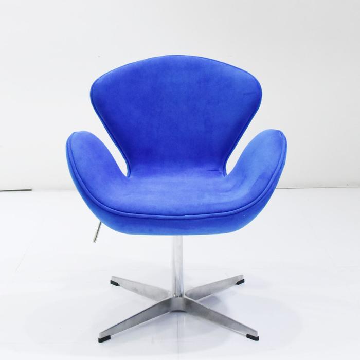Кресло Swan Chair, 700 × 610 × 950 мм, искусственная замша, цвет синий - Фото 1