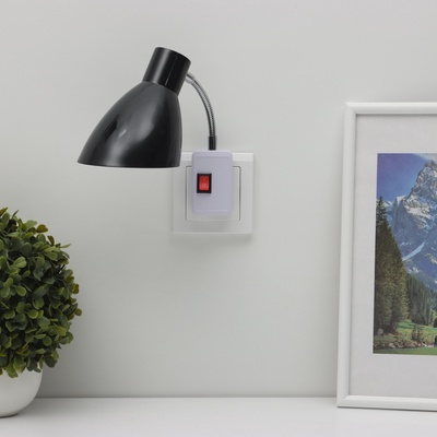 Бра в розетку «Классика» 1×10 Вт Е27 черный 10×14.5×25 см