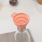 Воронка складная Доляна «Квадро», силикон, 7×9 см, розовая - Фото 5