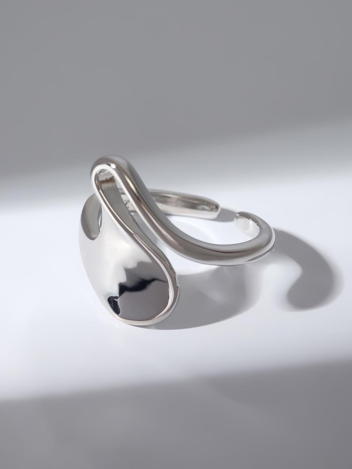 Кольцо «Завитки» изгибы, цвет серебро, безразмерное - Фото 1
