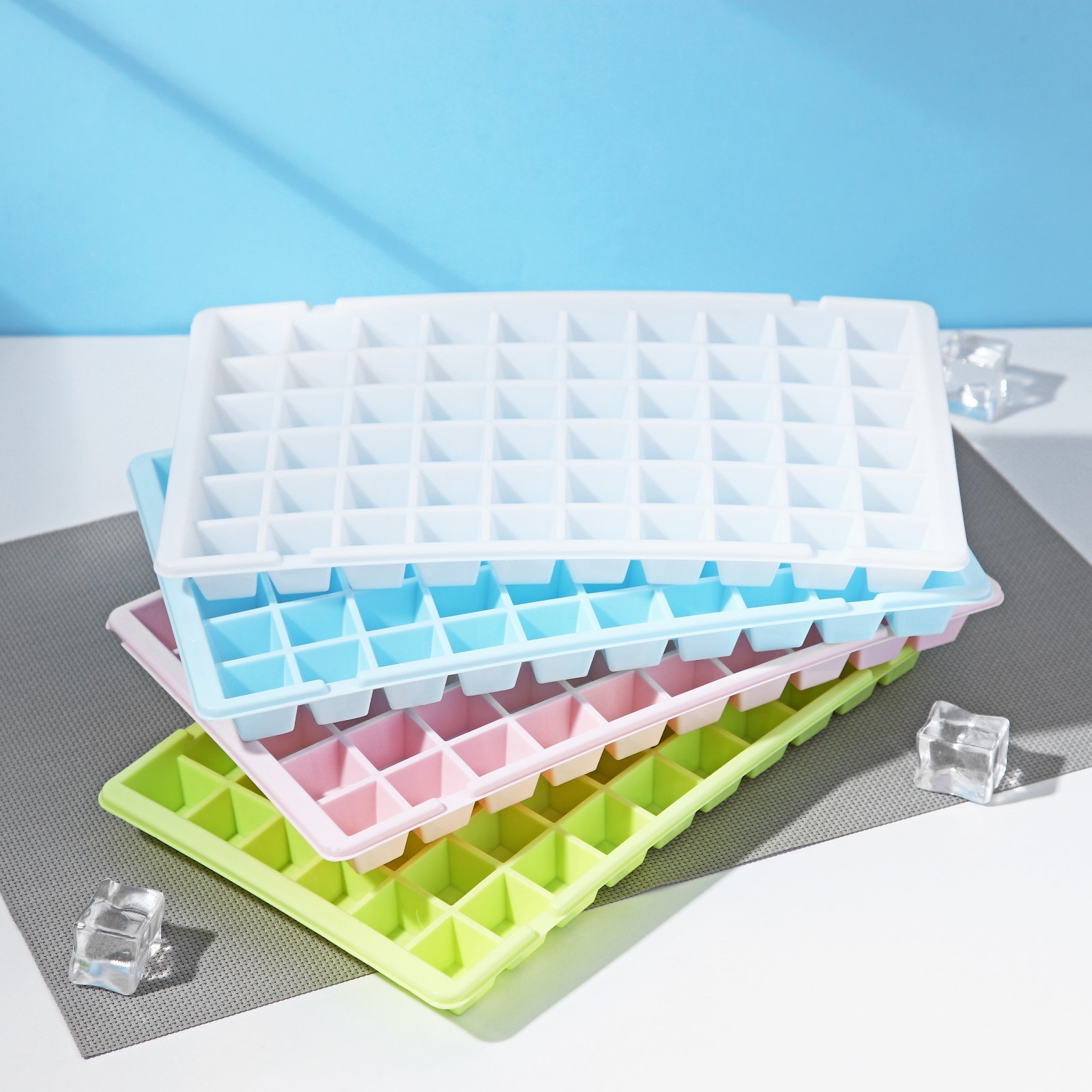 Форма для льда Доляна, 29×17.5×2.5 см, 60 ячеек, МИКС Форма для льда Доляна, 29×17.5×2.5 см, 60 ячеек, МИКС