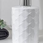 Набор аксессуаров для ванной комнаты «Ромбы», 2 предмета (дозатор для мыла, стакан), цвет белый - фото 9894777